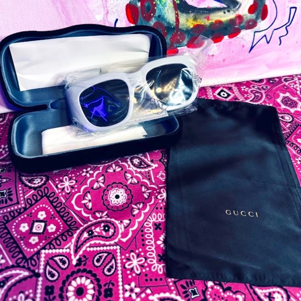 Gucci GG - Grey Oversized Sunnies